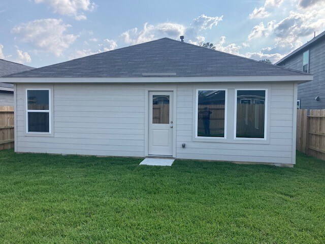 Building Photo - 17955 Valle Cupa Ln