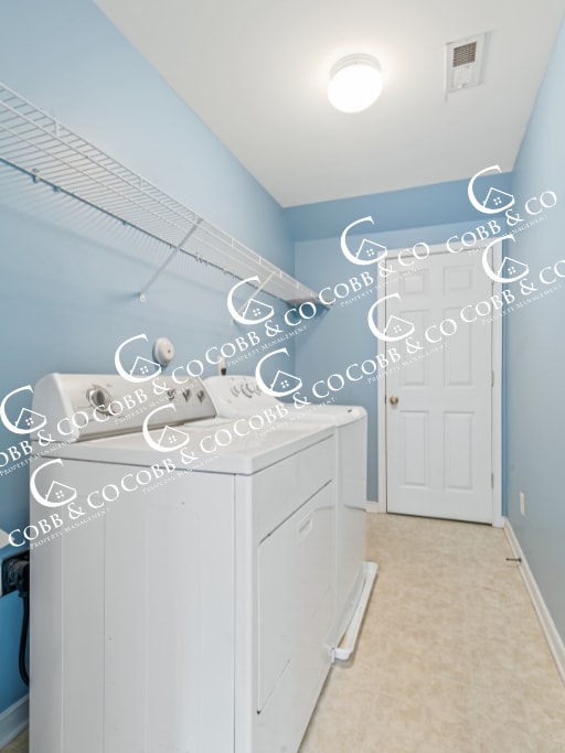 Building Photo - Spacious 6 Bedroom Home with First-Floor Suite, Loft, Garage & Community Pool in South Chesterfield