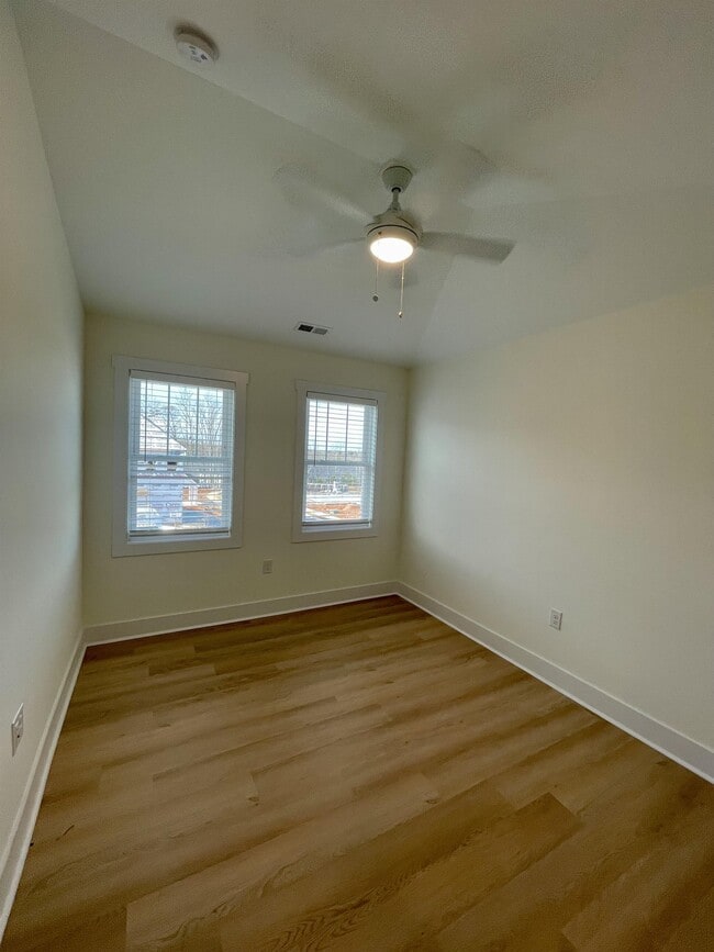 Building Photo - 556 Leesville Rd