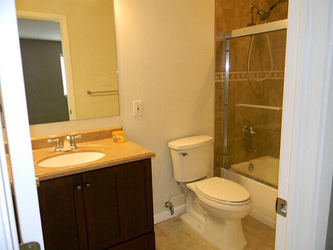 Building Photo - 2754 Quarry Hill Rd