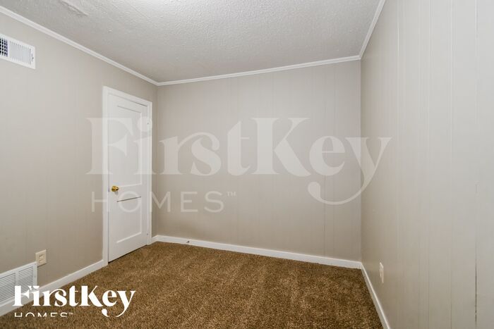 Building Photo - 1493 Fox St