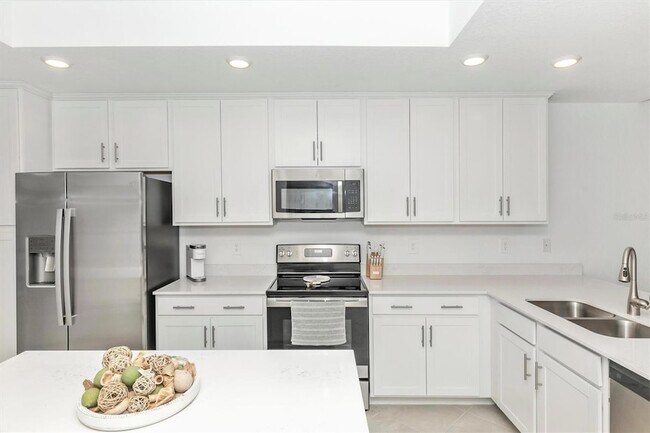 Building Photo - 12520 Galapagos Ct