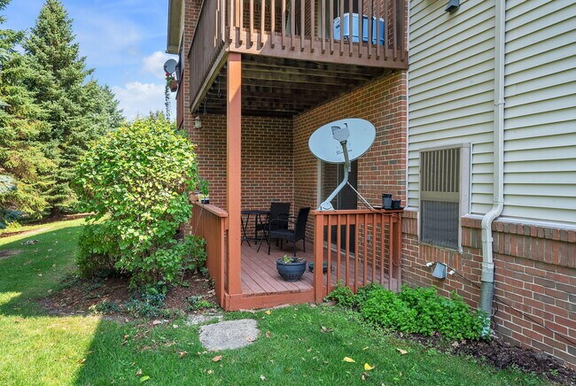 Building Photo - 2592 Eagles Cir