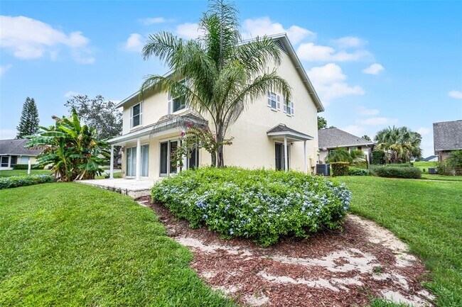 Building Photo - 1252 Villa Ln
