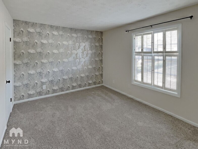 Building Photo - 6608 Park Ave