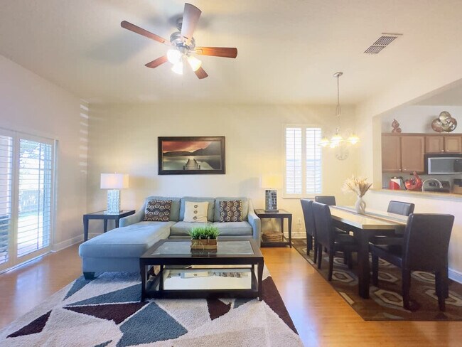 Building Photo - 3306 Calabria Ave