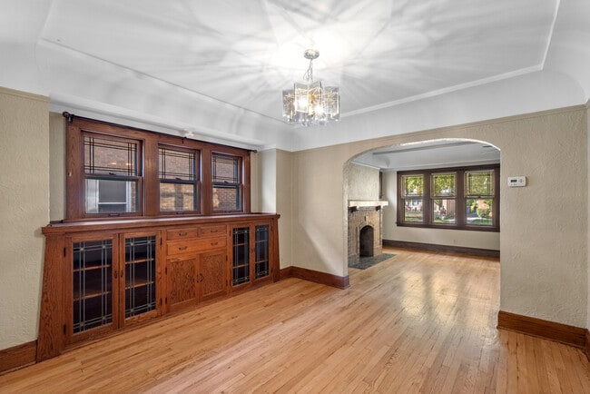 Building Photo - The Sampler