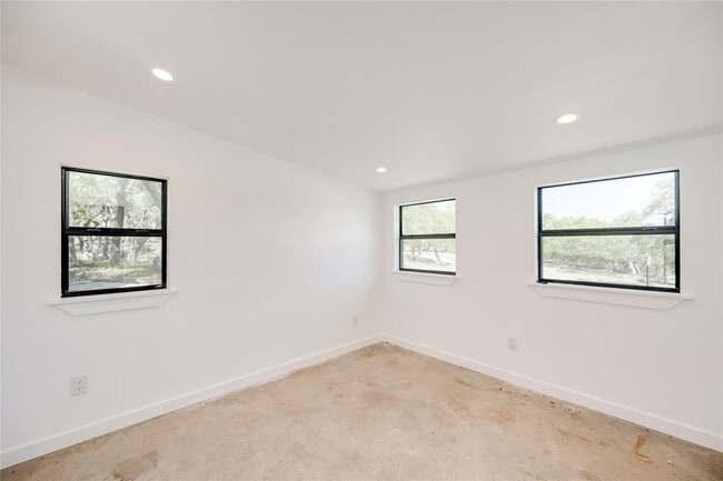 Building Photo - 1217 Lost Oak Trail