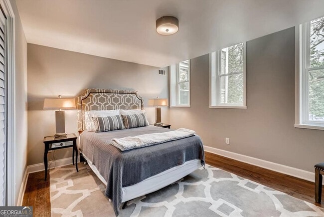 Building Photo - 1116 Piedmont Ave NE