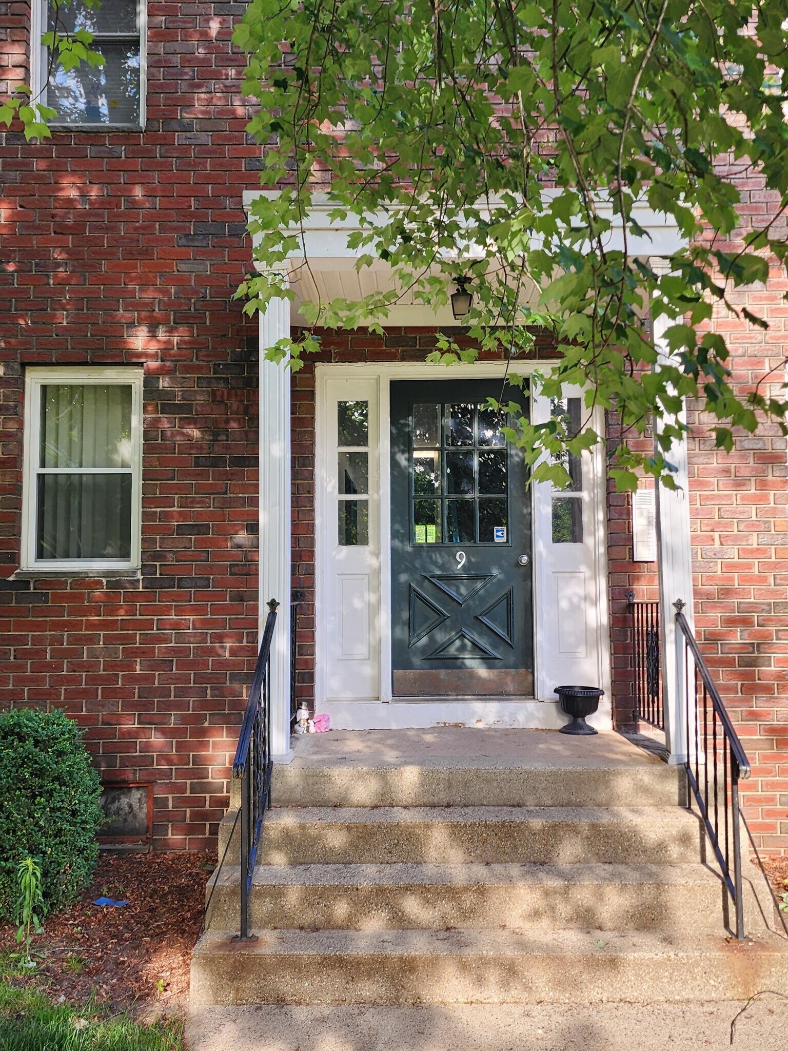 Building Photo - 91 Regency Park Dr