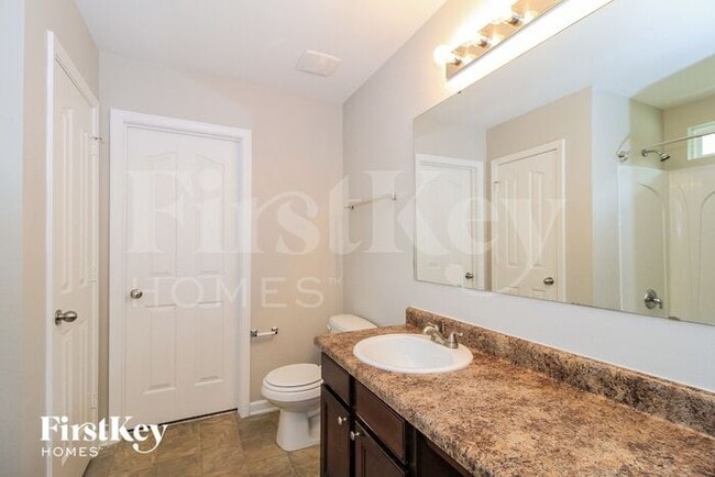 Building Photo - 812 Orchestra Dr