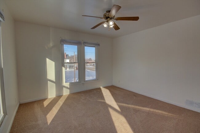 Building Photo - KLEROC