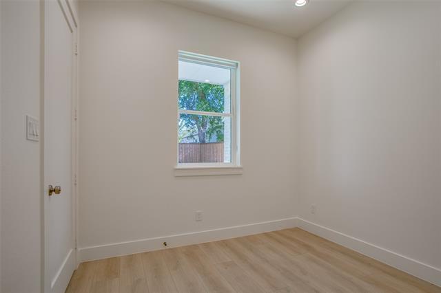 Building Photo - 424 N Denver St