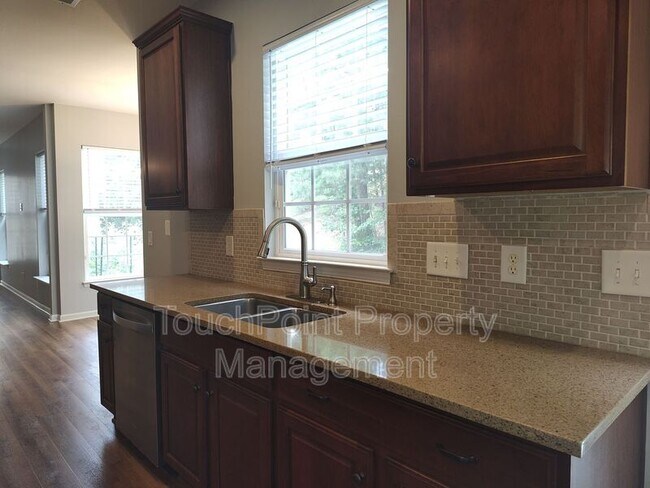 Building Photo - 16121 Long Talon Way
