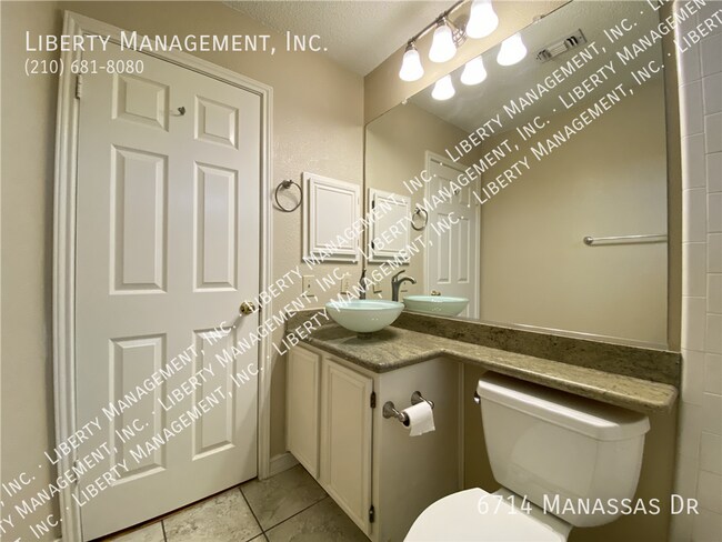 Building Photo - 6714 Manassas Dr