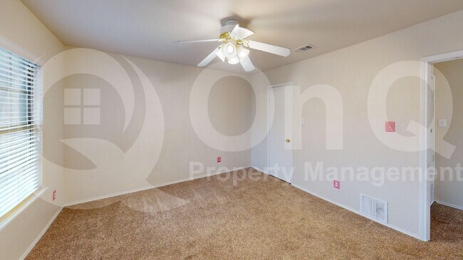 Building Photo - 4137 Capstone Dr