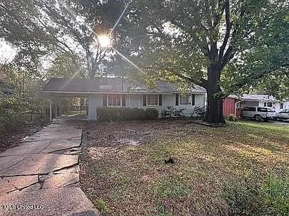 Primary Photo - 1734 Dixie Dr