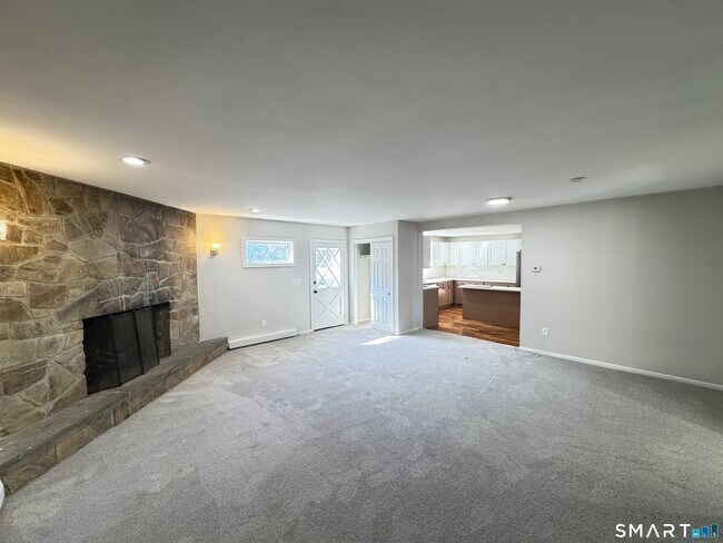 Building Photo - 137 Middletown Ave