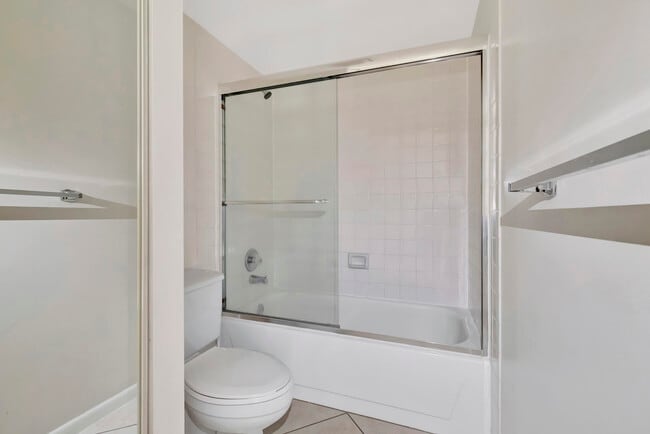 Building Photo - 311 3rd Way