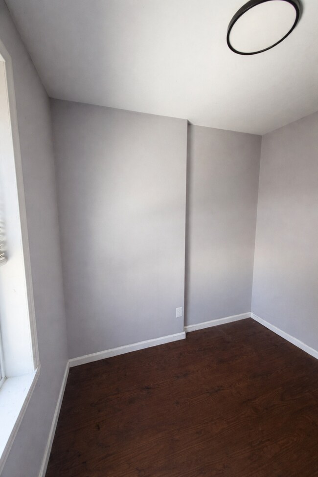 Building Photo - 1809 N 54th St