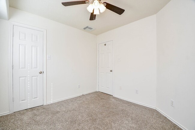 Building Photo - 5607 Stonecloud Ln
