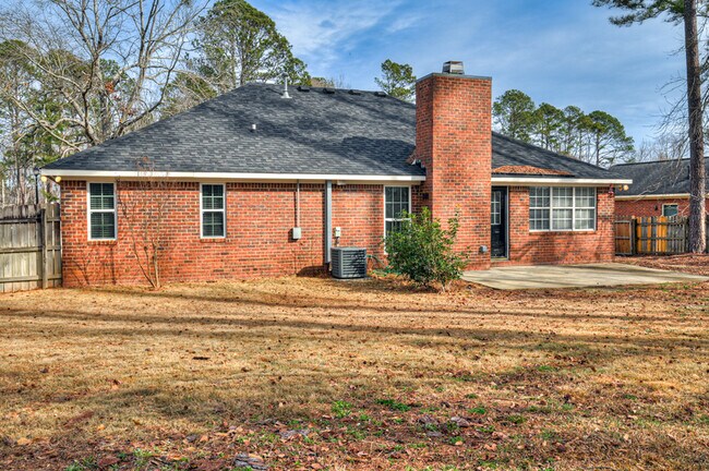 Building Photo - 3882 Villa Ln