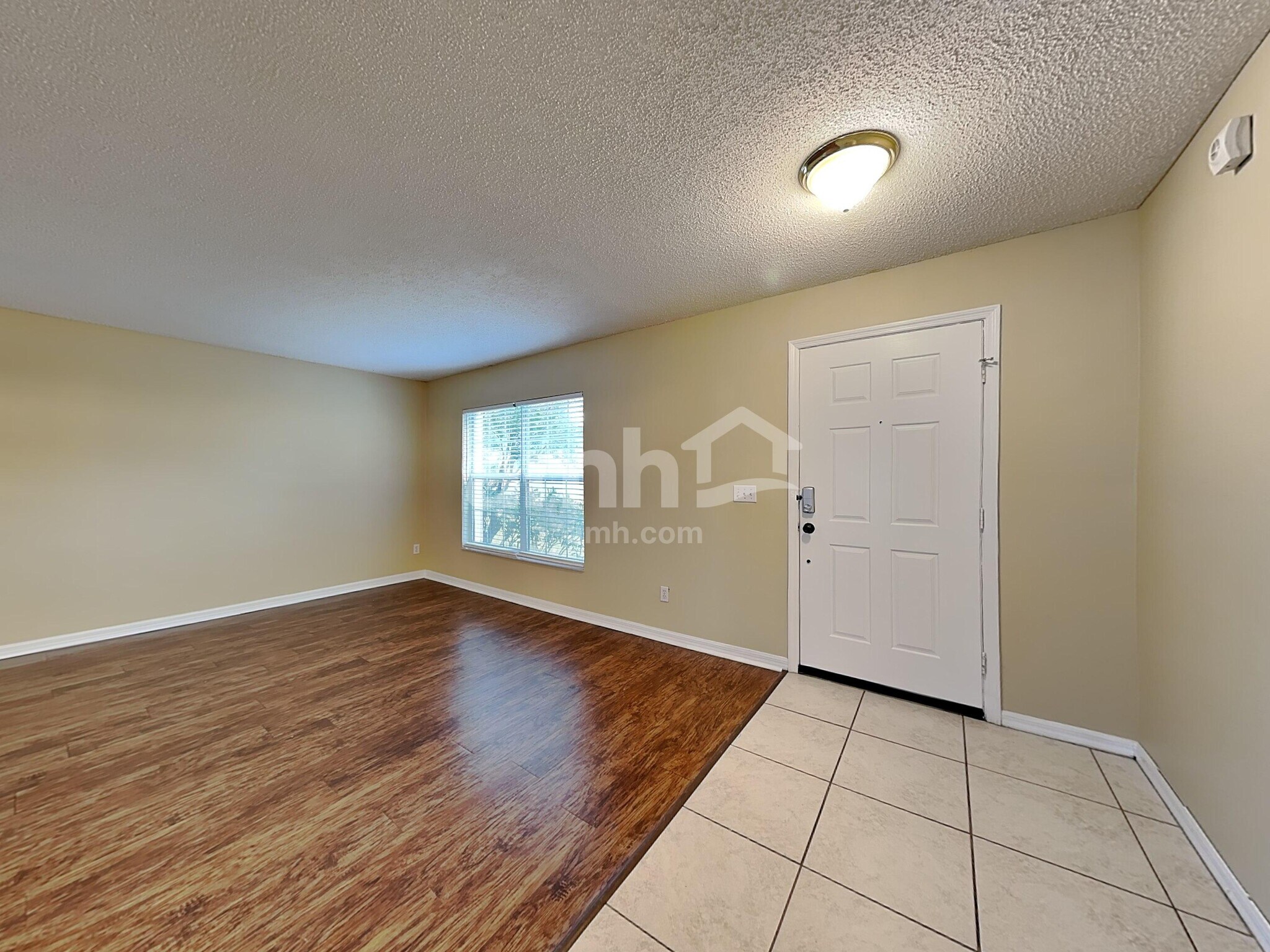 Building Photo - 850 Woodvale St