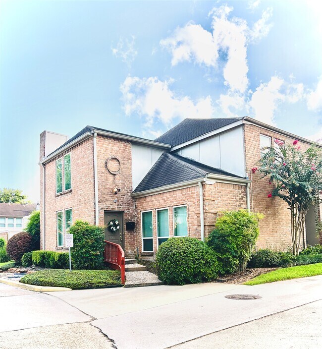 Building Photo - 15193 Kimberley Ct