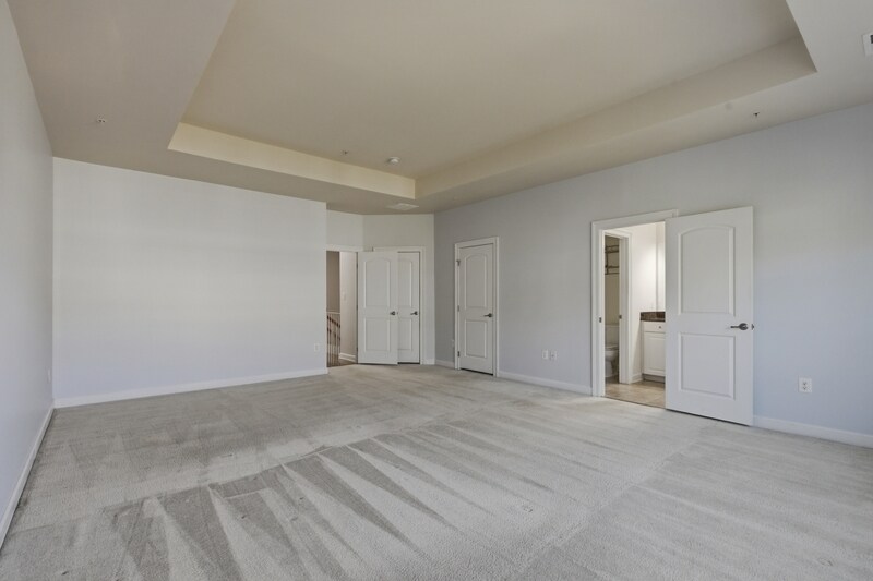 Building Photo - 15816 Swanscombe Lp