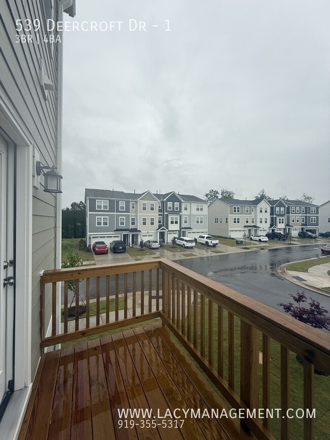 Building Photo - 539 Deercroft Dr