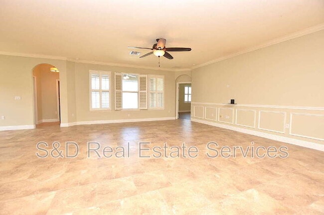 Building Photo - 1977 Wind Meadows Dr