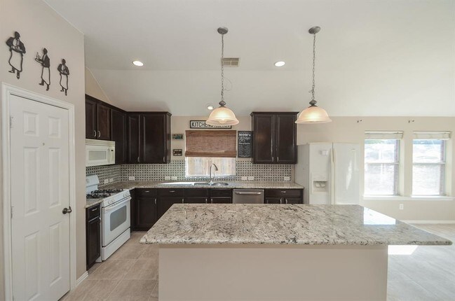 Building Photo - 7439 Parkcross Pl