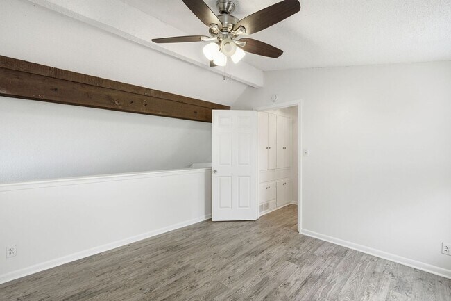 Building Photo - 2711 St Edwards Cir