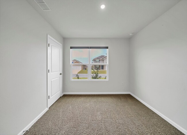 Building Photo - 1035 Limpkin St