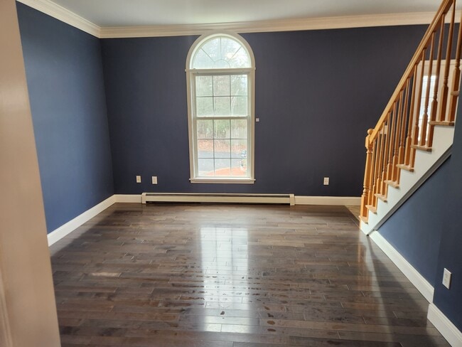 Building Photo - 30 Mary Ann Way