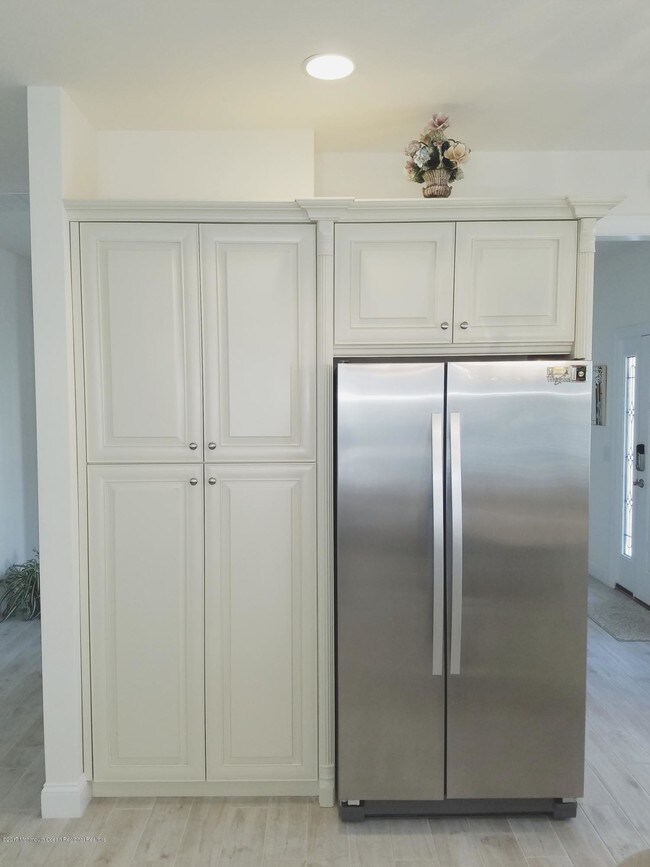 Building Photo - 12 Cindy Ct