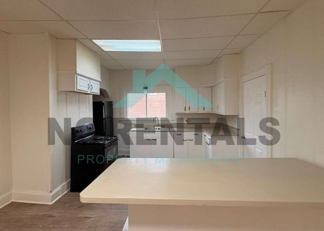 Building Photo - 113 S 2nd Ave