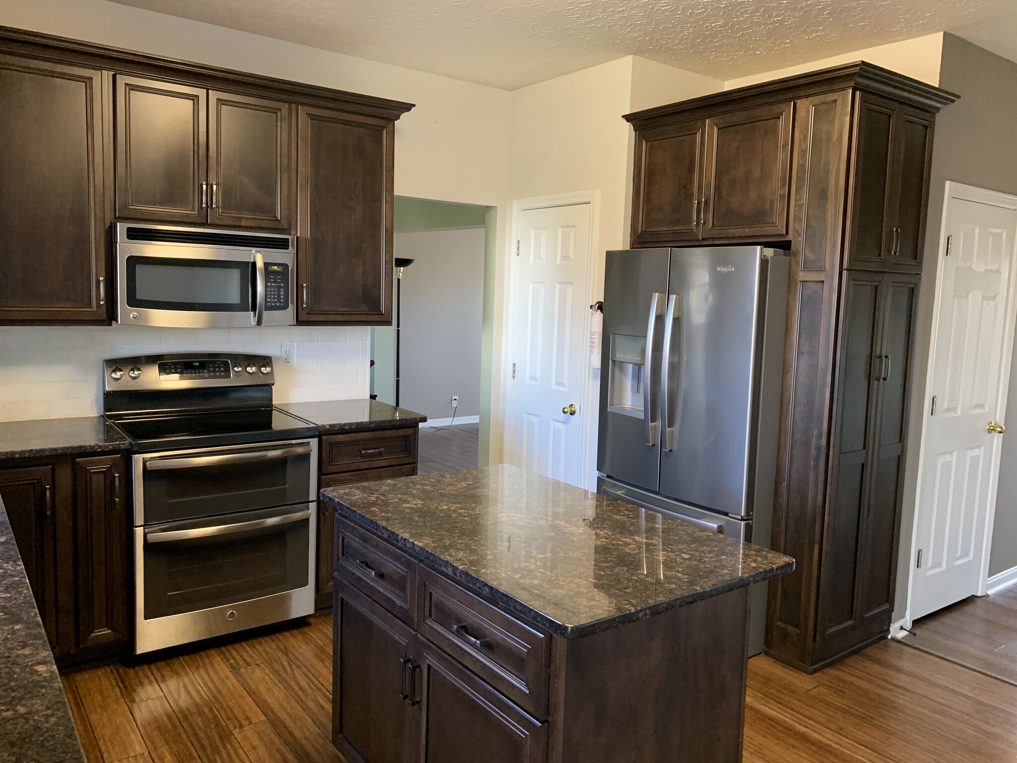 Building Photo - 4201 Bridlepath Pl