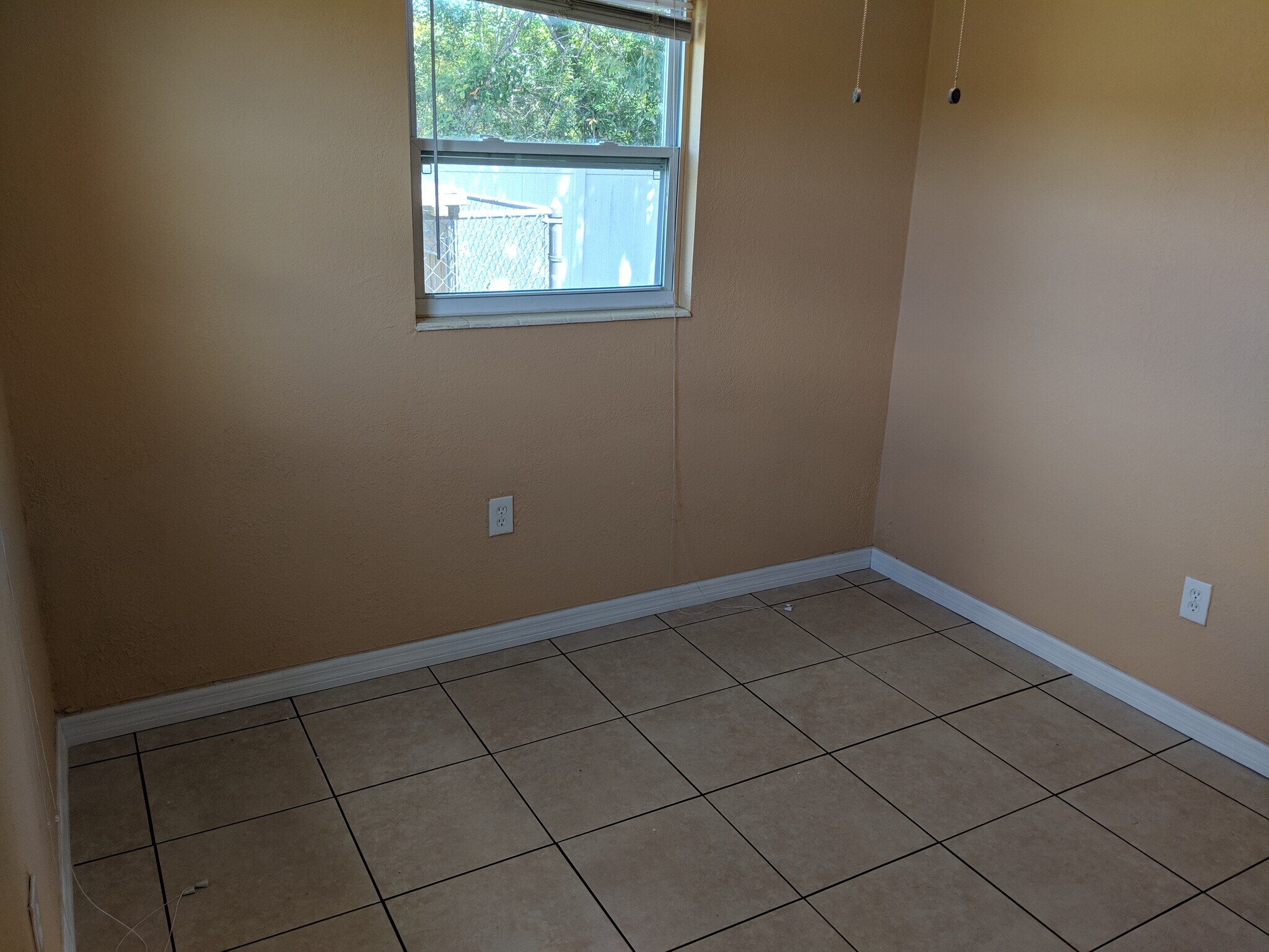 Building Photo - 2146 Ranchita Trail