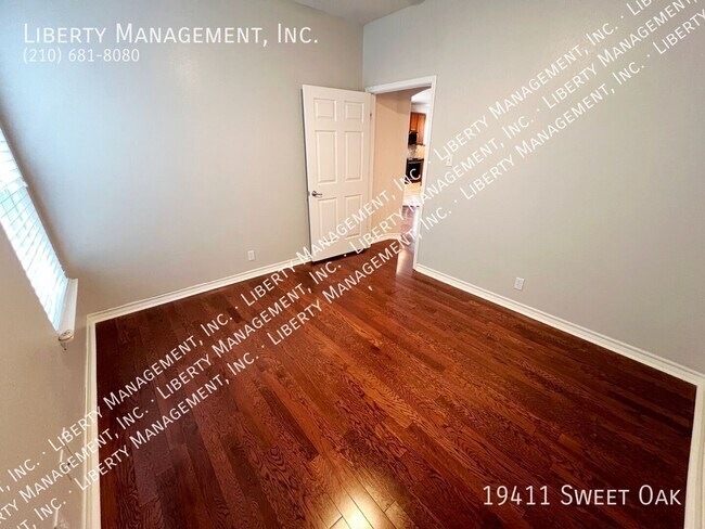 Building Photo - 19411 Sweet Oak