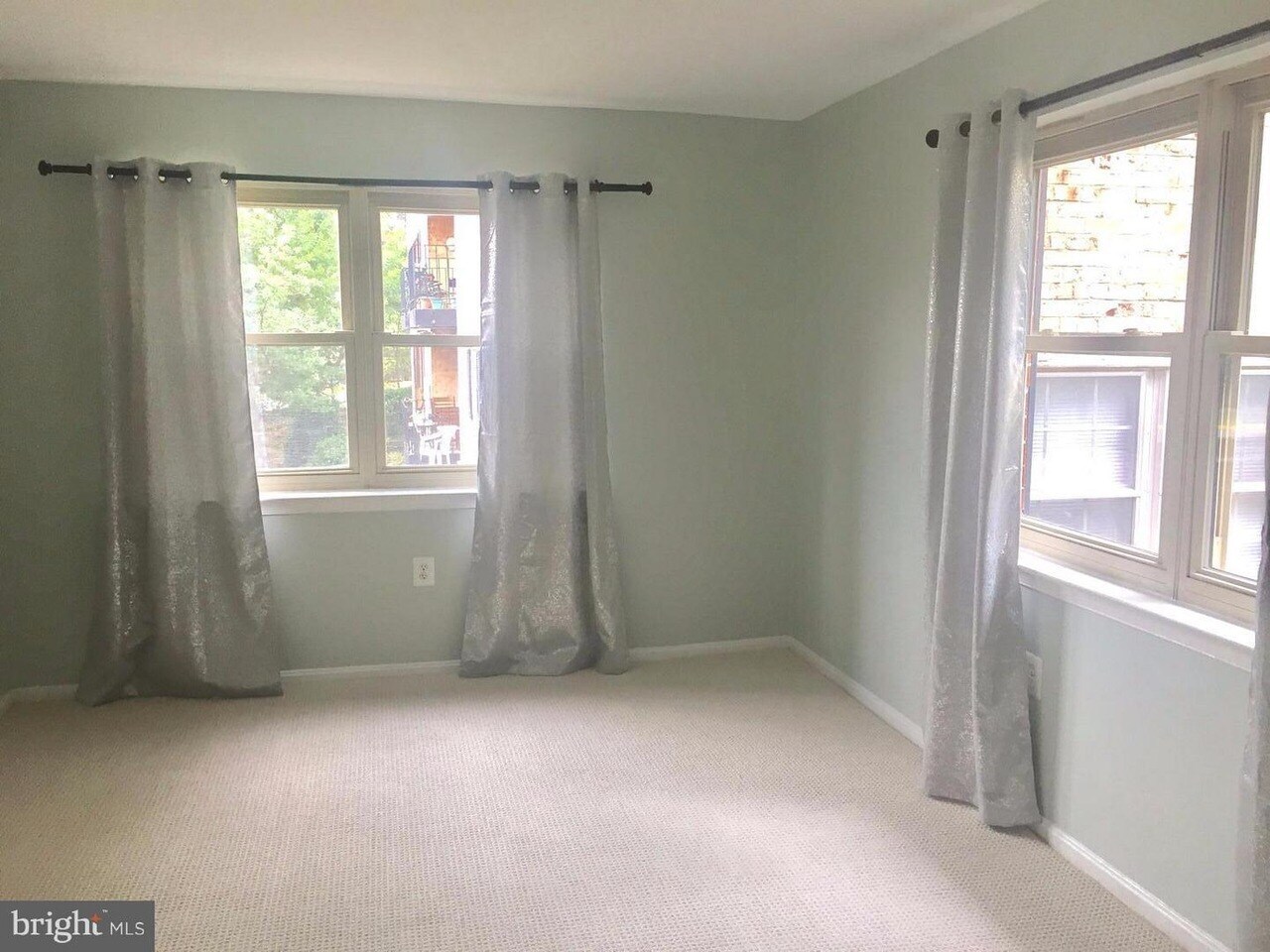 Building Photo - 401 N Beauregard St