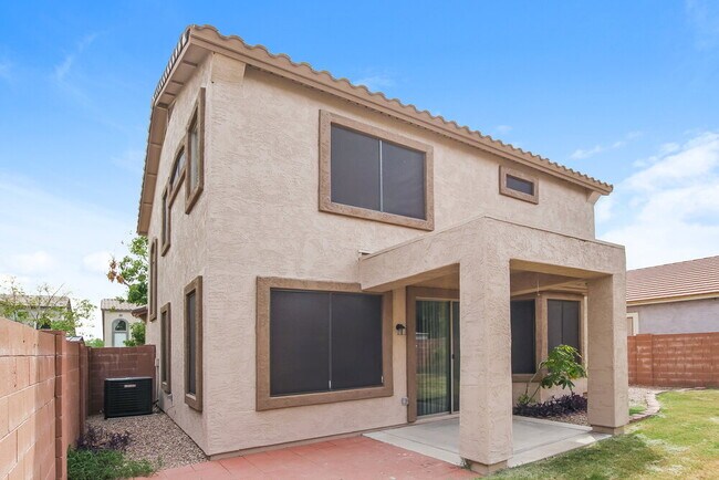 Building Photo - 9822 E Empress Ave