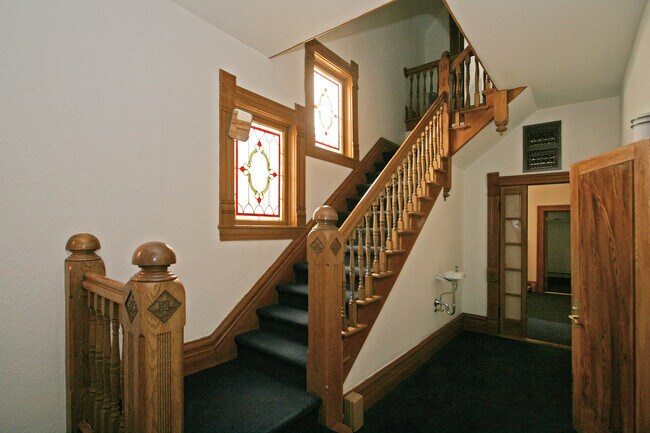 Building Photo - North Capitol Hill Victorian