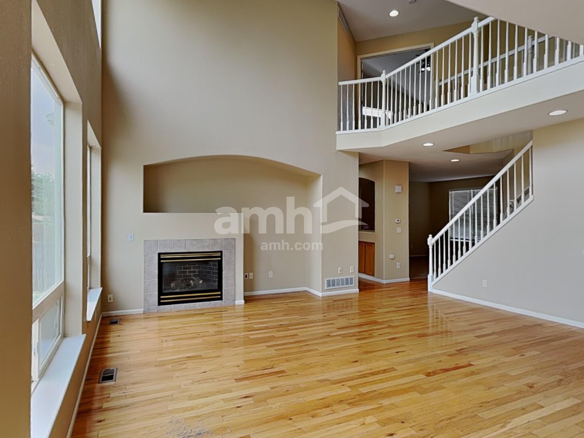 Building Photo - 4960 S Malaya Way