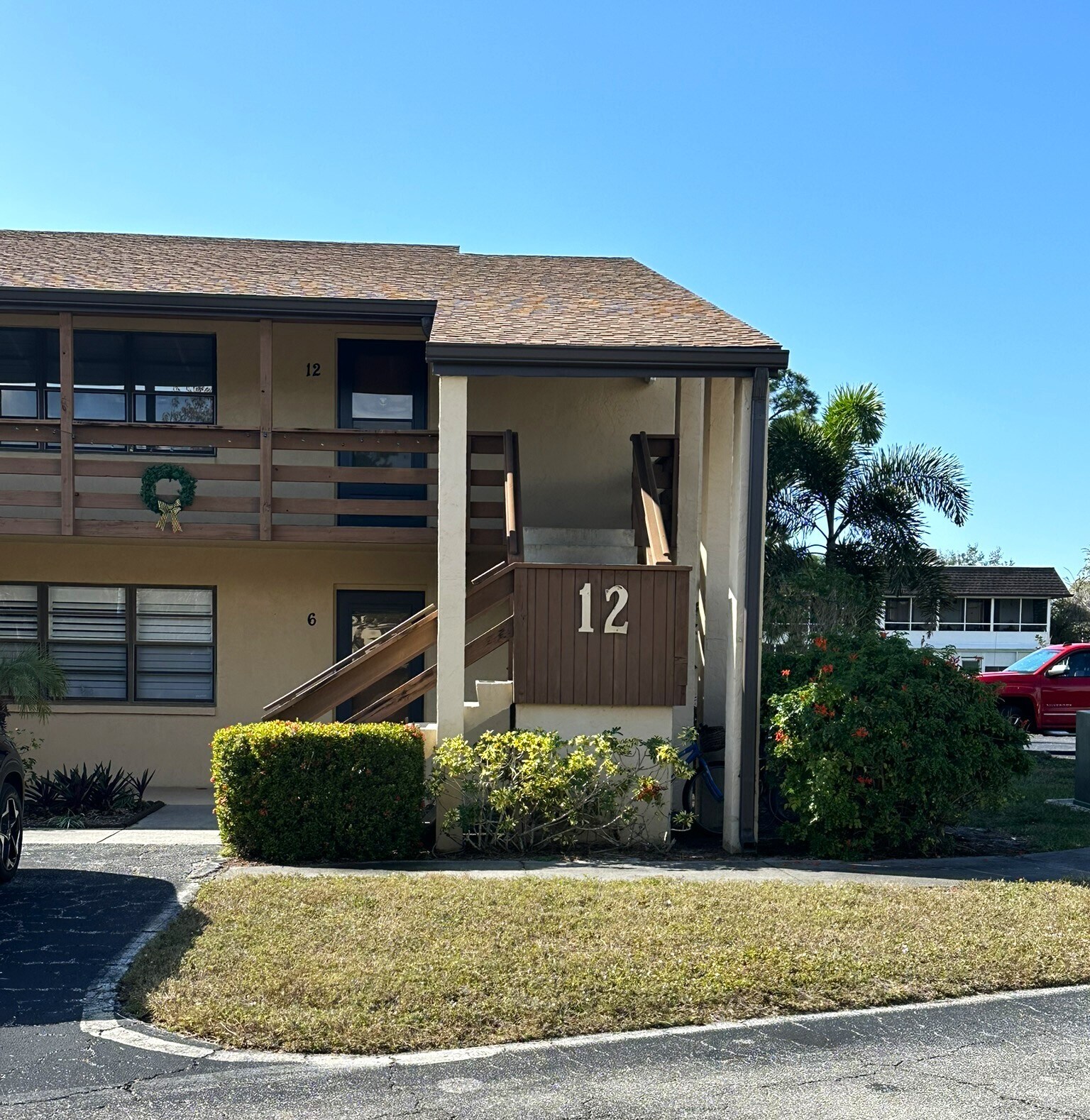 Building Photo - 12 Quails Run Blvd