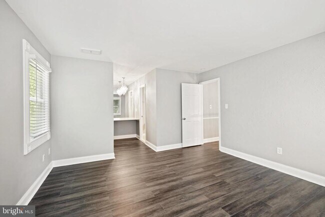 Building Photo - 1518 Gingerwood Ct