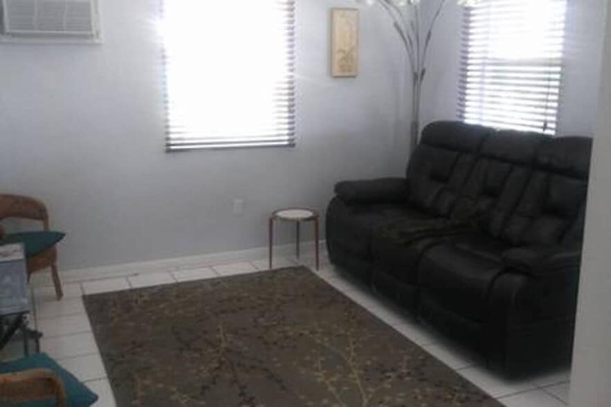 Building Photo - 6835 Blind Pass Rd