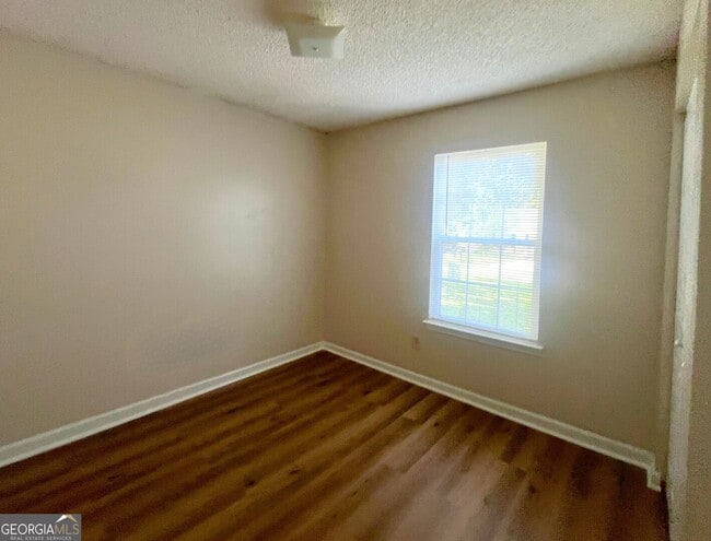Building Photo - 167 Talbot Ct