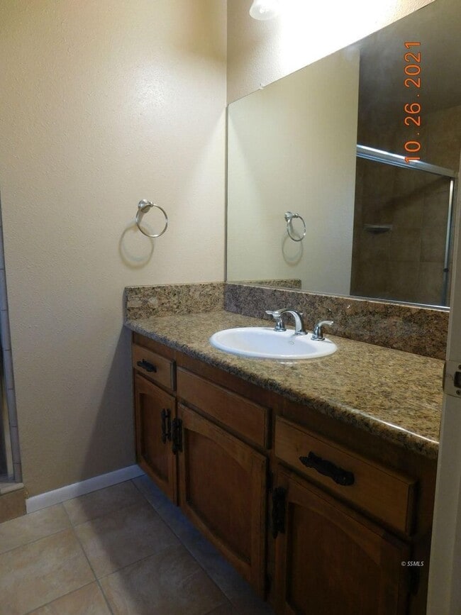 Building Photo - Charming 3-Bedroom Home with Solar, A/C & ...