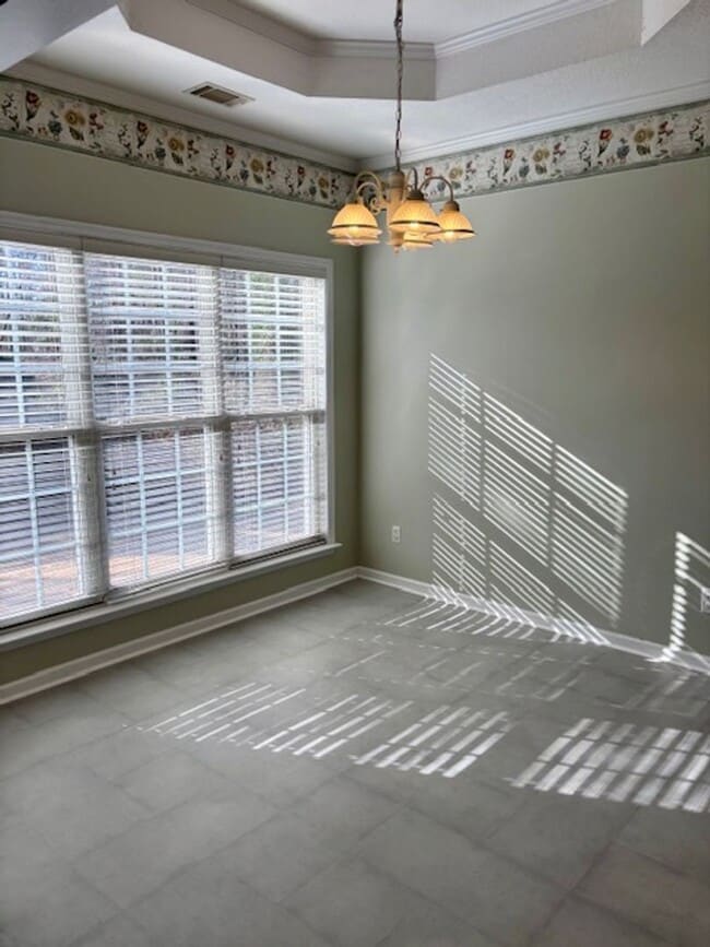 Building Photo - AVAILABLE NOW - 3 Bedroom 2.5 Bath Home in North Augusta!